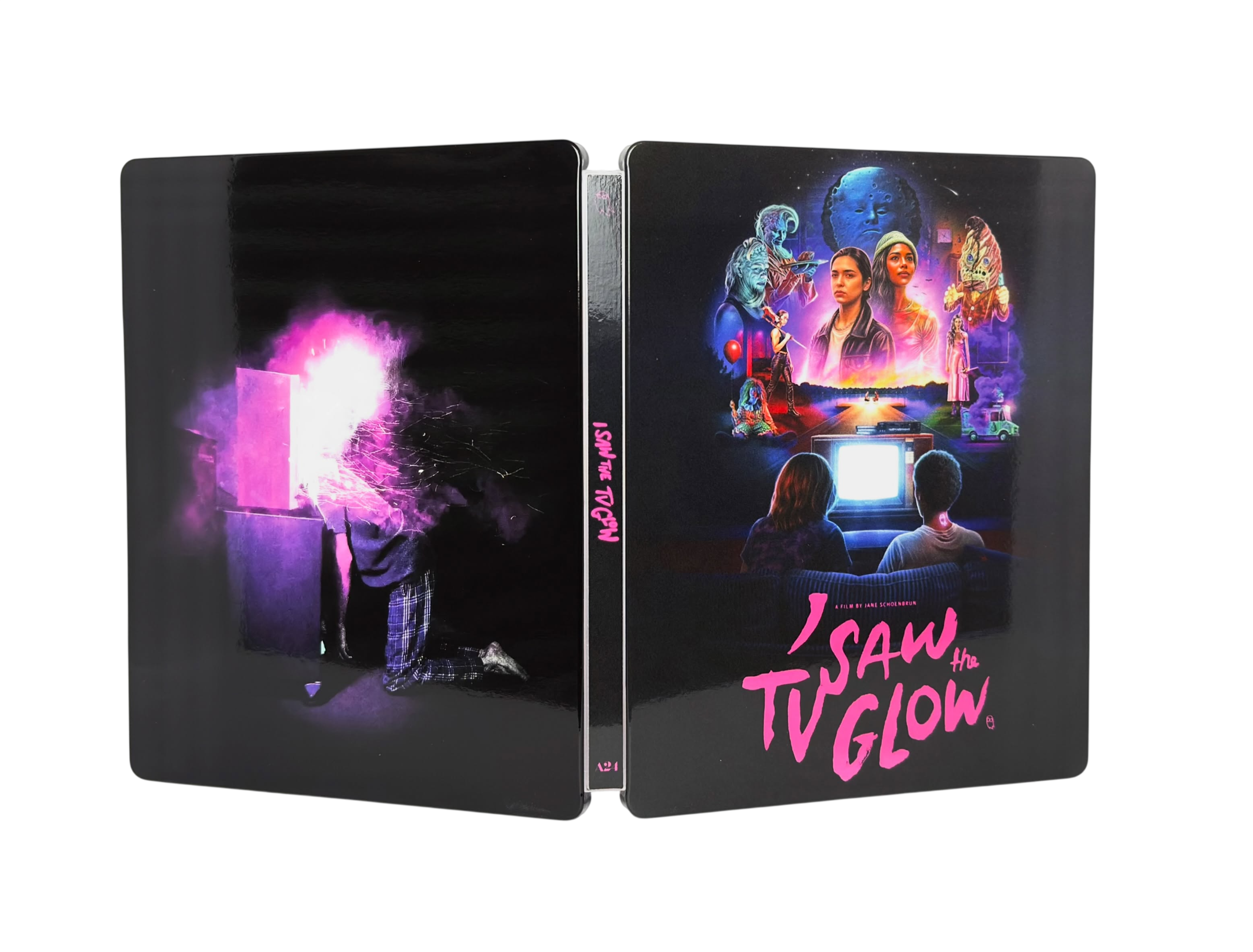 Un Steelbook exclusivo inspirado en I Saw the TV Glow, con un diseño que refleja su inquietante estética y atmósfera surrealista.
